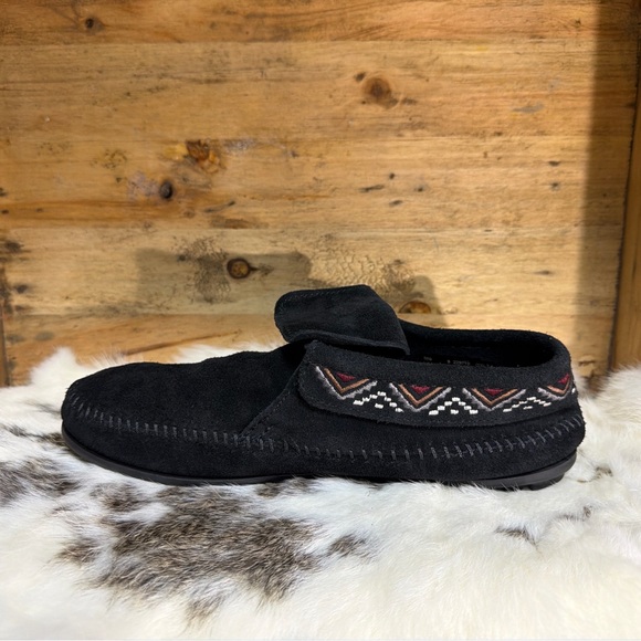 Minnetonka Black Suede Women’s Loafers - Picture 5 of 10